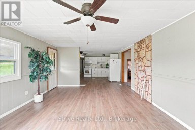 16537 HWY 62 Madoc Ontario photo 15