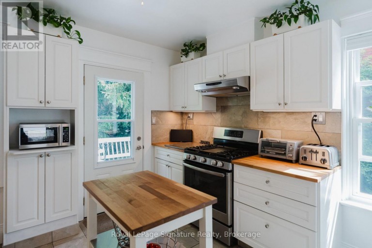 76 TROWBRIDGE STREET W, Meaford, Ontario, N4L1G3