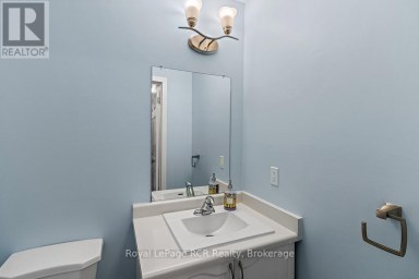 2512 8TH AVENUE A E Owen Sound Ontario photo 17