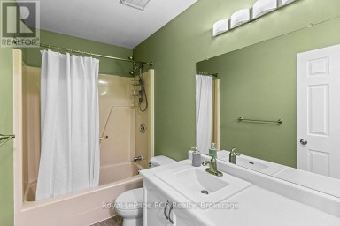 2512 8TH AVENUE A E Owen Sound Ontario photo 27