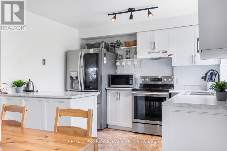 313 - 1275 CORNERBROOK PLACE, Mississauga (Erindale), Ontario, L5C3J3