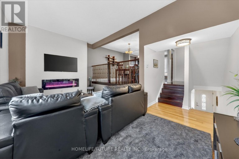 70 - 38 JOHN CABOT WAY, Toronto (Glenfield-Jane Heights), Ontario, M3N2T7