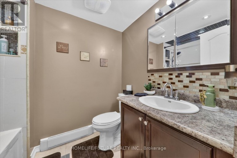 70 - 38 JOHN CABOT WAY, Toronto (Glenfield-Jane Heights), Ontario, M3N2T7