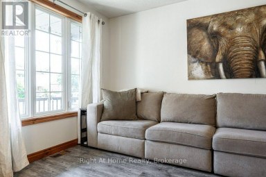 301 NORMAN STREET Stratford Ontario photo 14