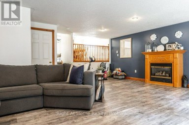 301 NORMAN STREET Stratford Ontario photo 23