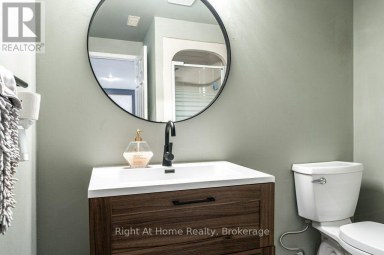 301 NORMAN STREET Stratford Ontario photo 46