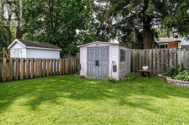 301 NORMAN STREET Stratford Ontario photo 8