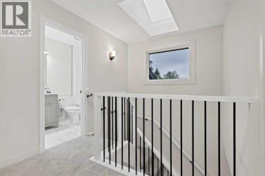 2416 14 Avenue NW Calgary Alberta photo 21
