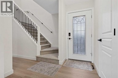 2416 14 Avenue NW Calgary Alberta photo 4