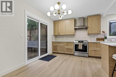 2416 14 Avenue NW Calgary Alberta photo 9