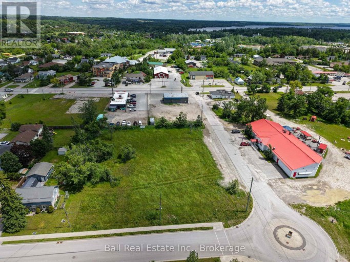16 VETERANS WAY, Kawartha Lakes (Fenelon Falls), Ontario, K0M1N0
