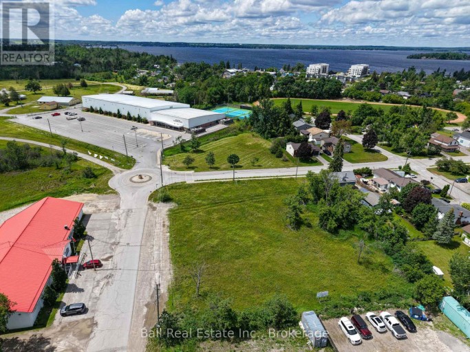 16 VETERANS WAY, Kawartha Lakes (Fenelon Falls), Ontario, K0M1N0