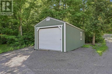 1561 CRYSTAL LAKE Trent Lakes Ontario photo 39