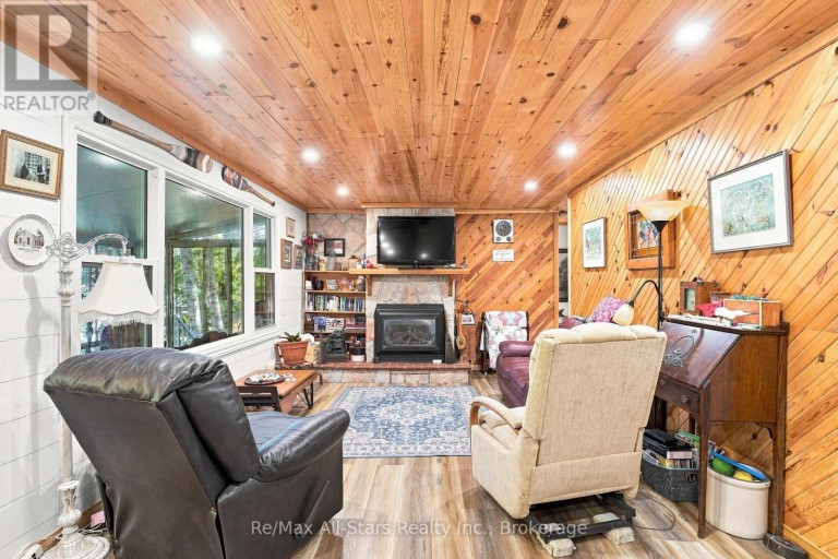 1561 CRYSTAL LAKE, Trent Lakes, Ontario, K0M2A0