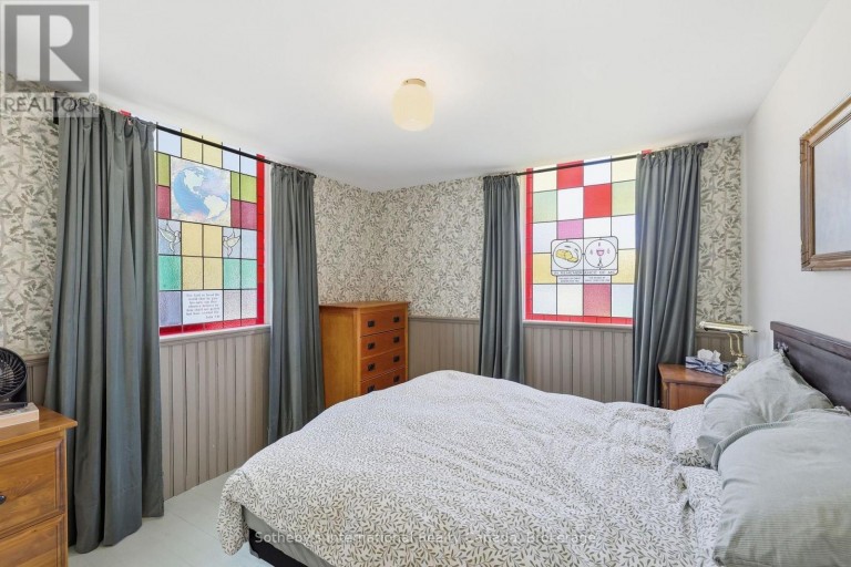 C - 22 MELVILLE STREET, Clearview (Nottawa), Ontario, L0M1P0