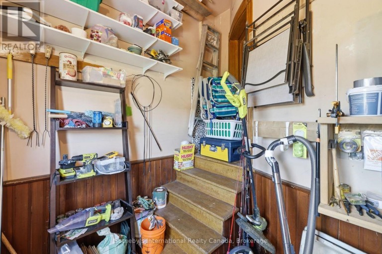 C - 22 MELVILLE STREET, Clearview (Nottawa), Ontario, L0M1P0