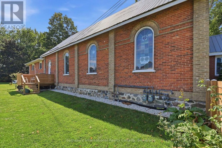 C - 22 MELVILLE STREET, Clearview (Nottawa), Ontario, L0M1P0
