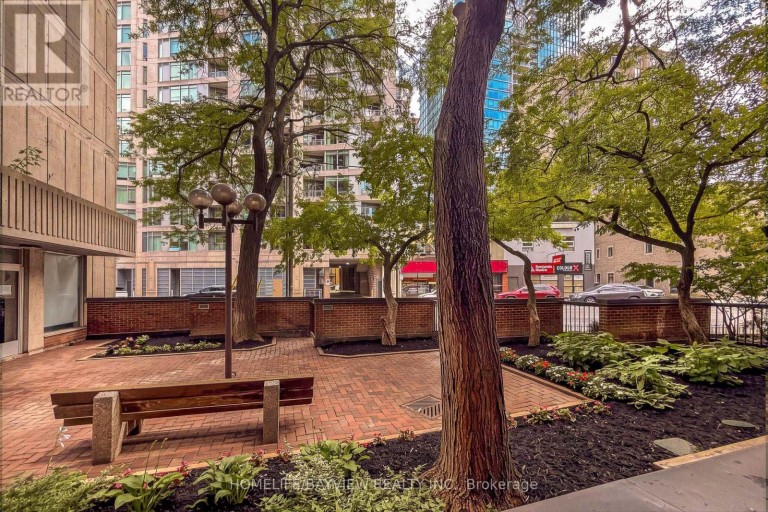 108 - 15 MCMURRICH STREET, Toronto (Annex), Ontario, M5R3M6