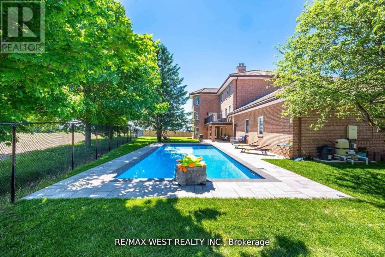 7 STEWART CRESCENT, Essa (Thornton), Ontario, L0L2N0