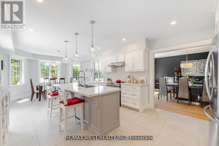7 STEWART CRESCENT, Essa (Thornton), Ontario, L0L2N0
