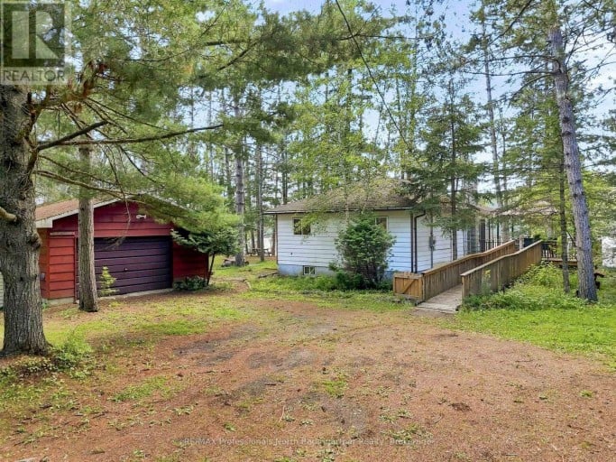 1110 EDWARD SANDERSON ROAD, Highlands East (Monmouth), Ontario, K0L2Y0