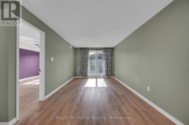2 - 36 PETRA WAY Whitby (Pringle Creek) Ontario photo 11