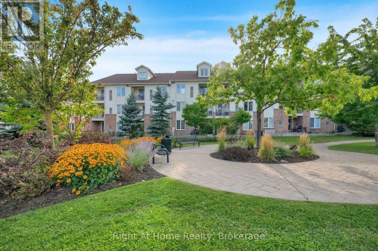 2 - 36 PETRA WAY, Whitby (Pringle Creek), Ontario, L1R0A5