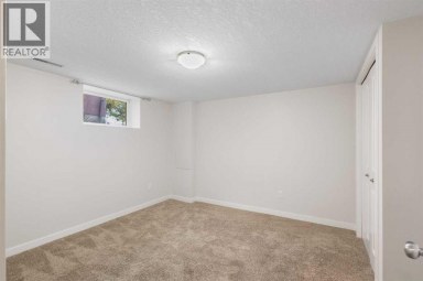 1741 24 Street SW Calgary Alberta photo 31
