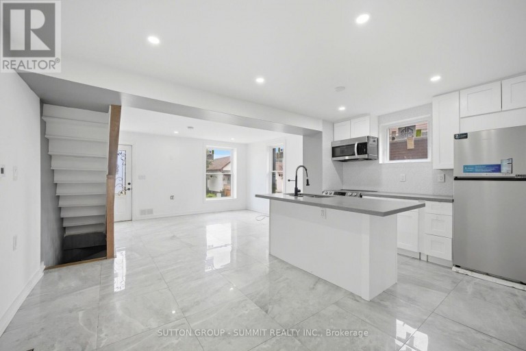 11 MAPLE STREET, Oshawa (Central), Ontario, L1H2L6