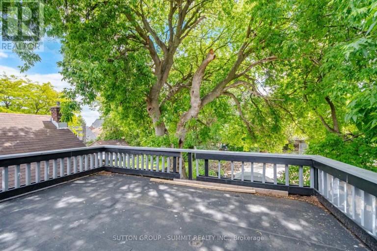 11 MAPLE STREET, Oshawa (Central), Ontario, L1H2L6