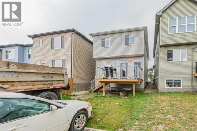 235 Cornerbrook Road NE Calgary Alberta photo 41