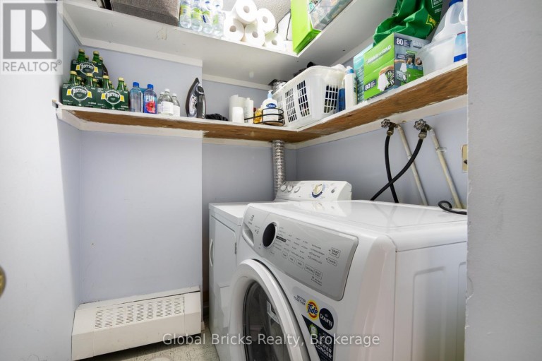 1904 - 380 DIXON ROAD, Toronto (Kingsview Village-The Westway), Ontario, M9R1T3