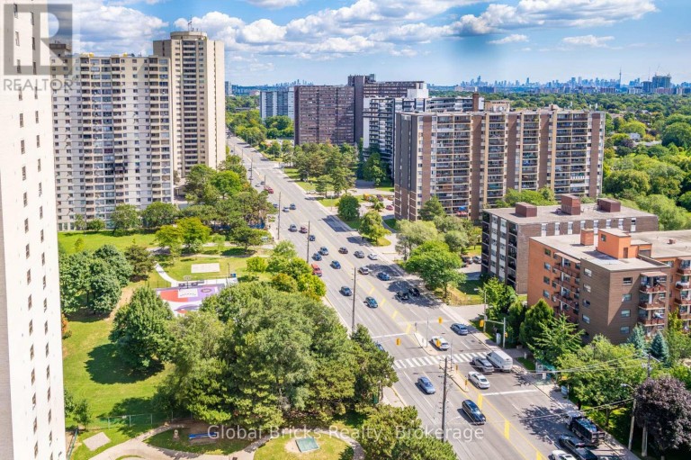 1904 - 380 DIXON ROAD, Toronto (Kingsview Village-The Westway), Ontario, M9R1T3