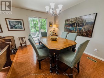 25 GOVERNMENT DOCK ROAD Kawartha Lakes (Laxton/Digby/Longford) Ontario photo 11