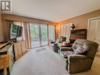 25 GOVERNMENT DOCK ROAD Kawartha Lakes (Laxton/Digby/Longford) Ontario photo 12