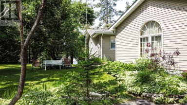 25 GOVERNMENT DOCK ROAD Kawartha Lakes (Laxton/Digby/Longford) Ontario photo 39
