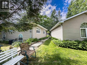 25 GOVERNMENT DOCK ROAD Kawartha Lakes (Laxton/Digby/Longford) Ontario photo 40