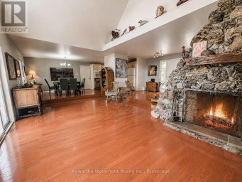 25 GOVERNMENT DOCK ROAD Kawartha Lakes (Laxton/Digby/Longford) Ontario photo 8
