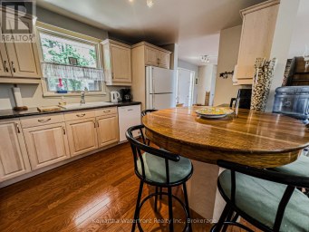 25 GOVERNMENT DOCK ROAD Kawartha Lakes (Laxton/Digby/Longford) Ontario photo 9