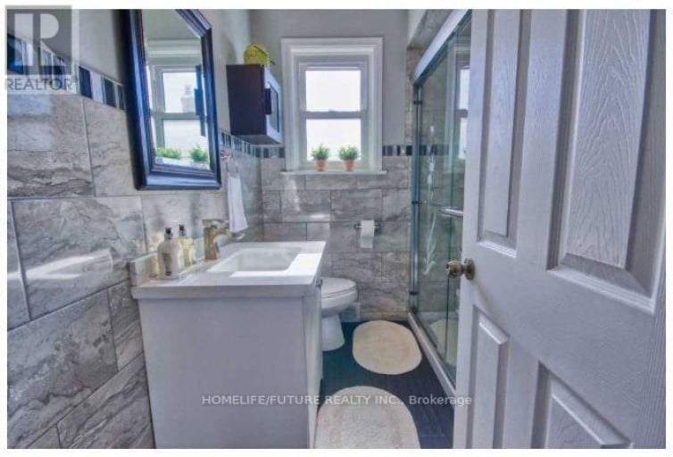 334 WILSON ROAD S, Oshawa (O'Neill), Ontario, L1H6C5
