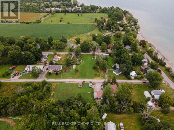 12 CANADA ROAD, Haldimand (Dunnville), Ontario, N0A1K0