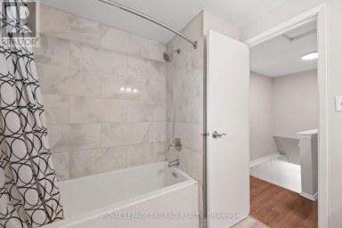 1767-1769 ALDERSBROOK ROAD London North (North F) Ontario photo 31