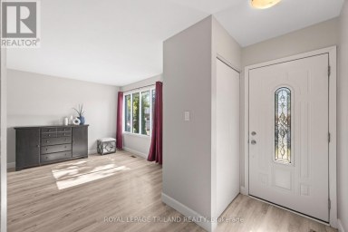 1767-1769 ALDERSBROOK ROAD London North (North F) Ontario photo 5