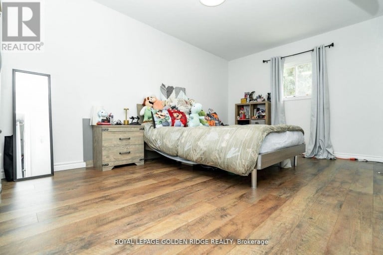 19 LAKE DRIVE N, Georgina (Keswick North), Ontario, L4P1A2