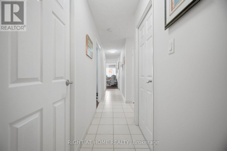 301 - 1580 MISSISSAUGA VALLEY BOULEVARD, Mississauga (Mississauga Valleys), Ontario, L5A3T8