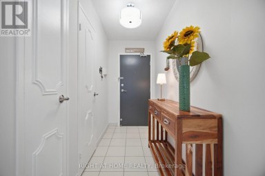 301 - 1580 MISSISSAUGA VALLEY BOULEVARD Mississauga (Mississauga Valleys) Ontario photo 4