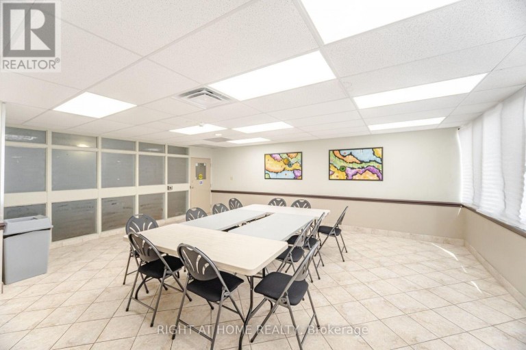 301 - 1580 MISSISSAUGA VALLEY BOULEVARD, Mississauga (Mississauga Valleys), Ontario, L5A3T8