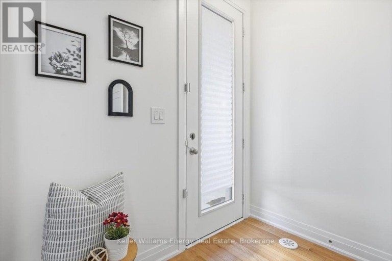 65 - 721 LAWRENCE AVENUE W, Toronto (Yorkdale-Glen Park), Ontario, M6A0C6