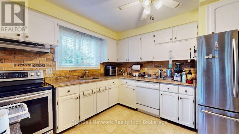 2602 RIDGETOP CRESCENT, Peterborough (Ashburnham Ward 4), Ontario, K9L1H9