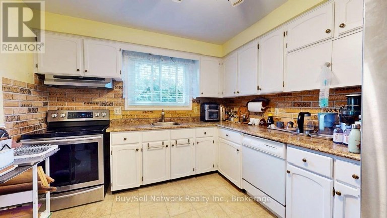 2602 RIDGETOP CRESCENT, Peterborough (Ashburnham Ward 4), Ontario, K9L1H9
